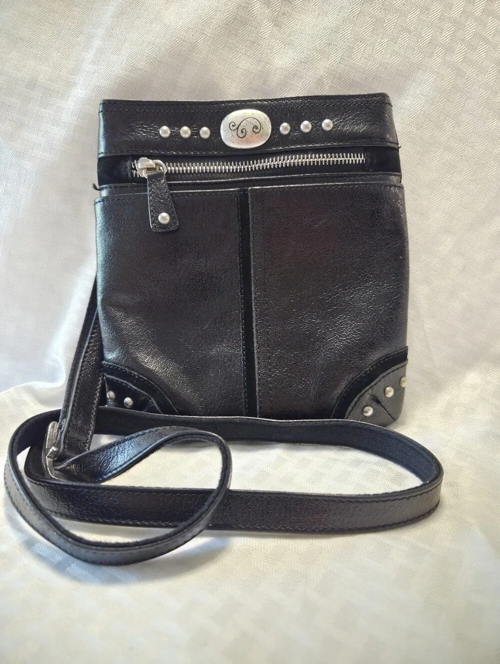 BRIGHTON Black Crossbody Bag Pebbled Leather Studded Ajustable Strap Purse